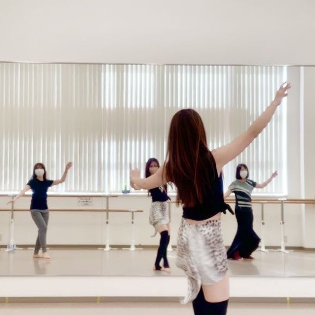 Mirey je brilleのべりダンスレッスンの様子